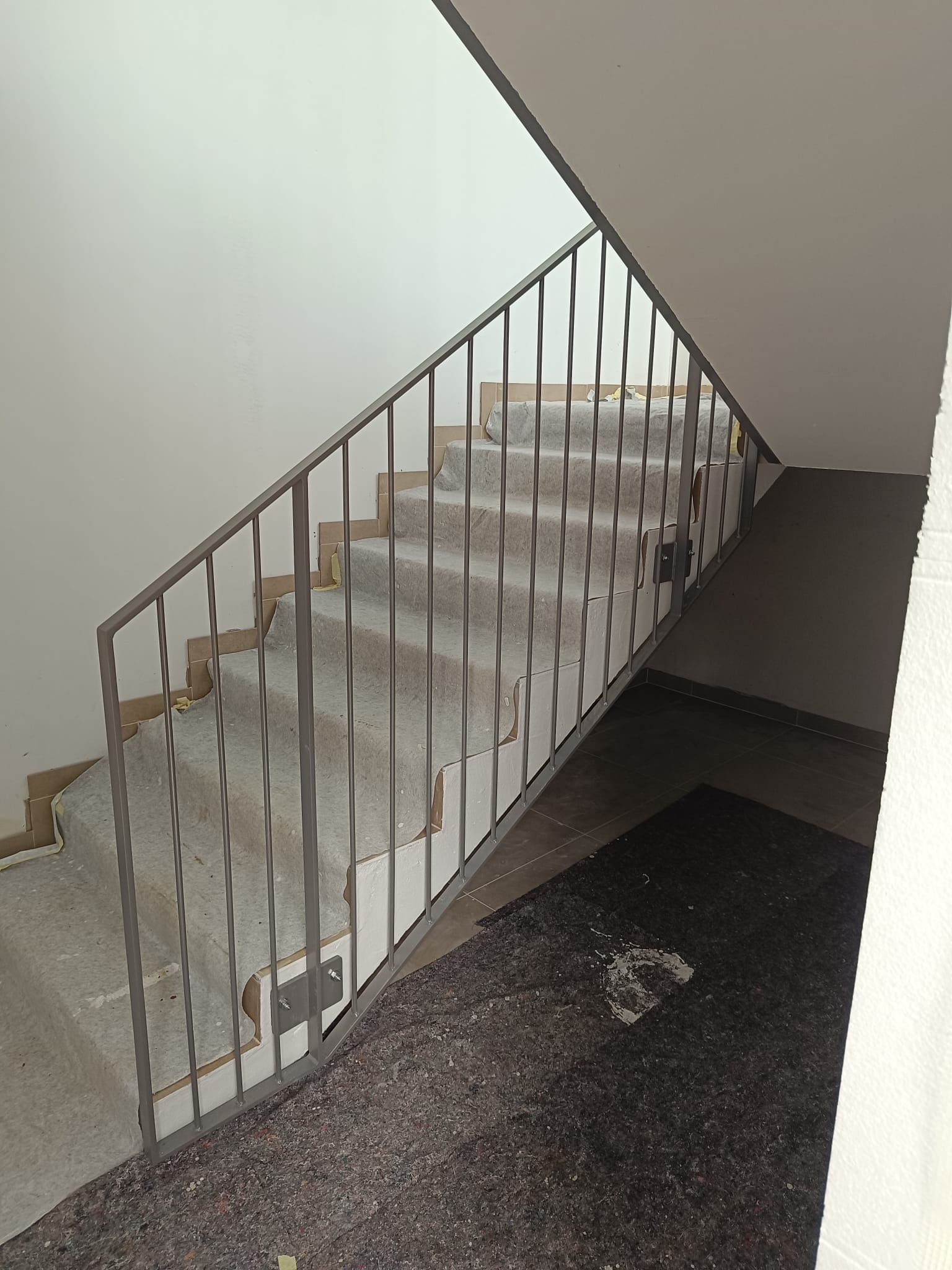 Metallbau-Projekt von Nirves Avdic in Graz – Detailaufnahme der Verarbeitung